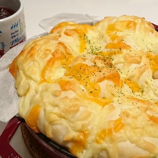 ストウブDe〜ツナコーンチーズちぎりパン